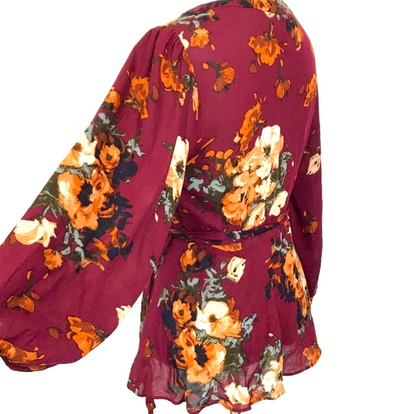 HD in Paris | Anthro Ruby Floral Gail Surplice Wrap Blouse - Picture 6 of 12